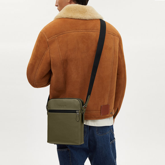 NWT Coach Outlet Houston Flight Bag - Picture 4 of 6